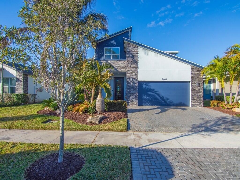 11828 Sw Lyra Drive - Photo 0