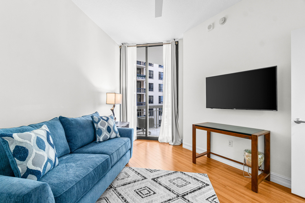 701 S Olive Avenue - Photo 16