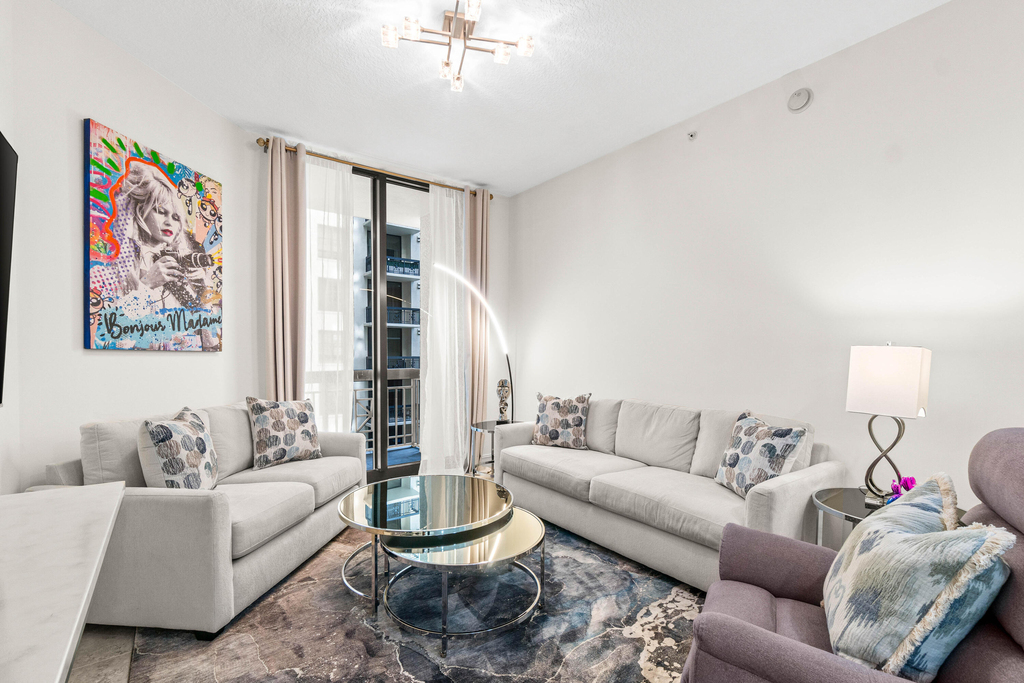 701 S Olive Avenue - Photo 3