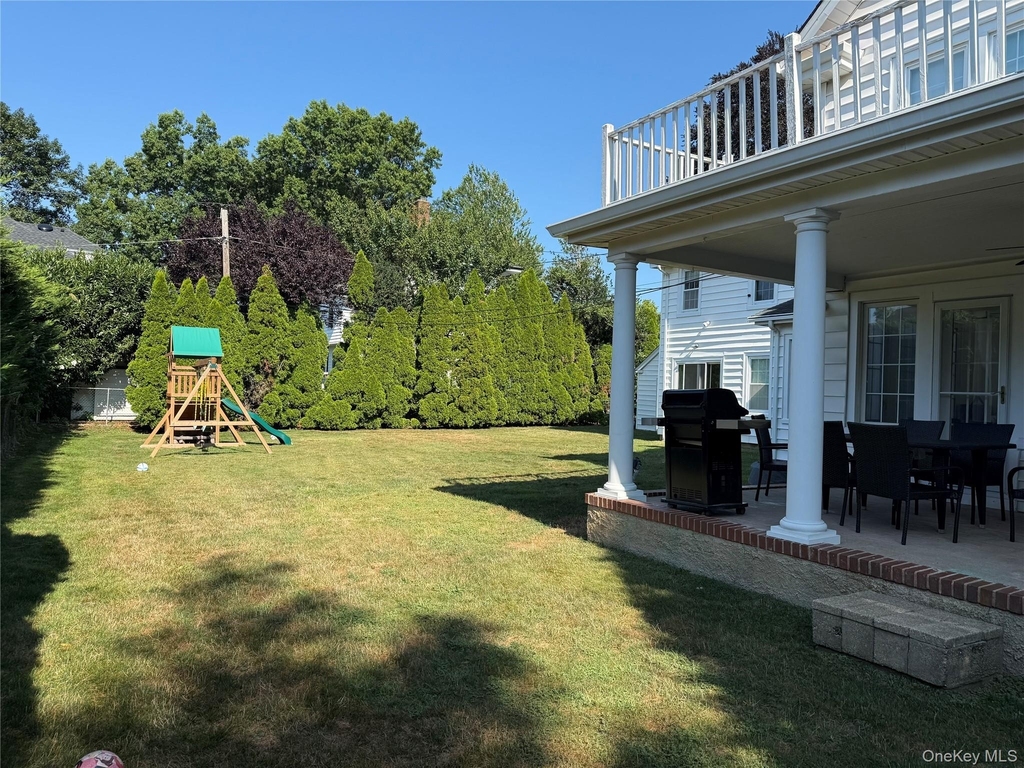 56 Nassau Boulevard - Photo 5