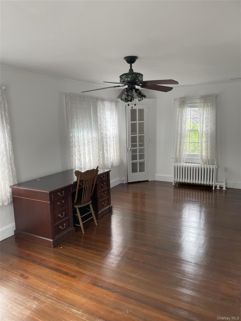 56 Nassau Boulevard - Photo 21