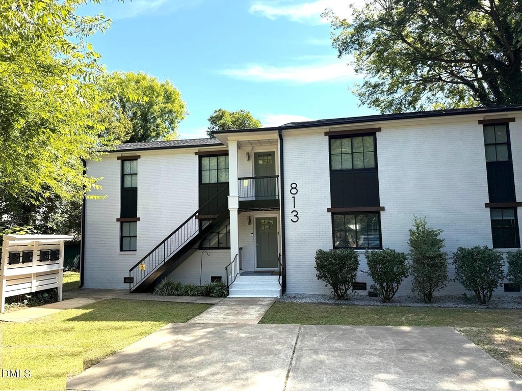 813 S Blount Street - Photo 0