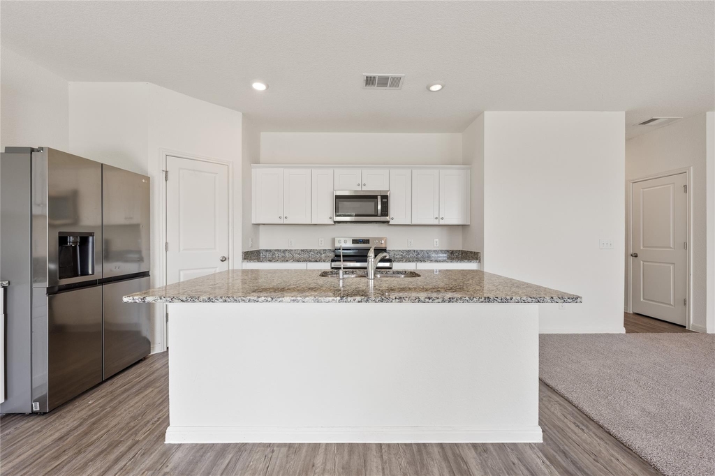 19507 Cloudy Bay Dr - Photo 5