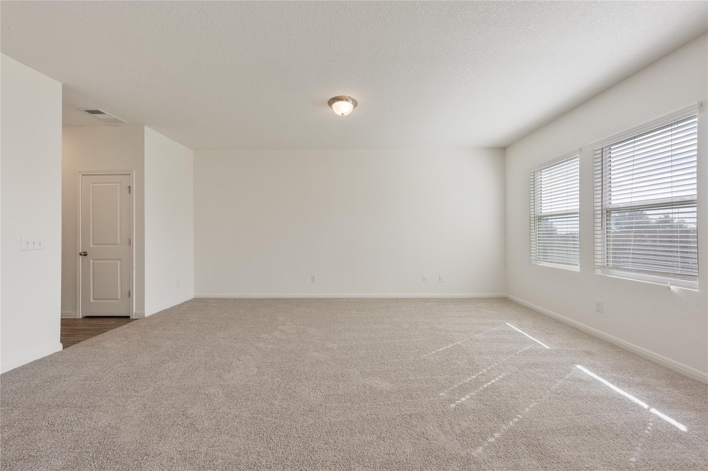 19507 Cloudy Bay Dr - Photo 7
