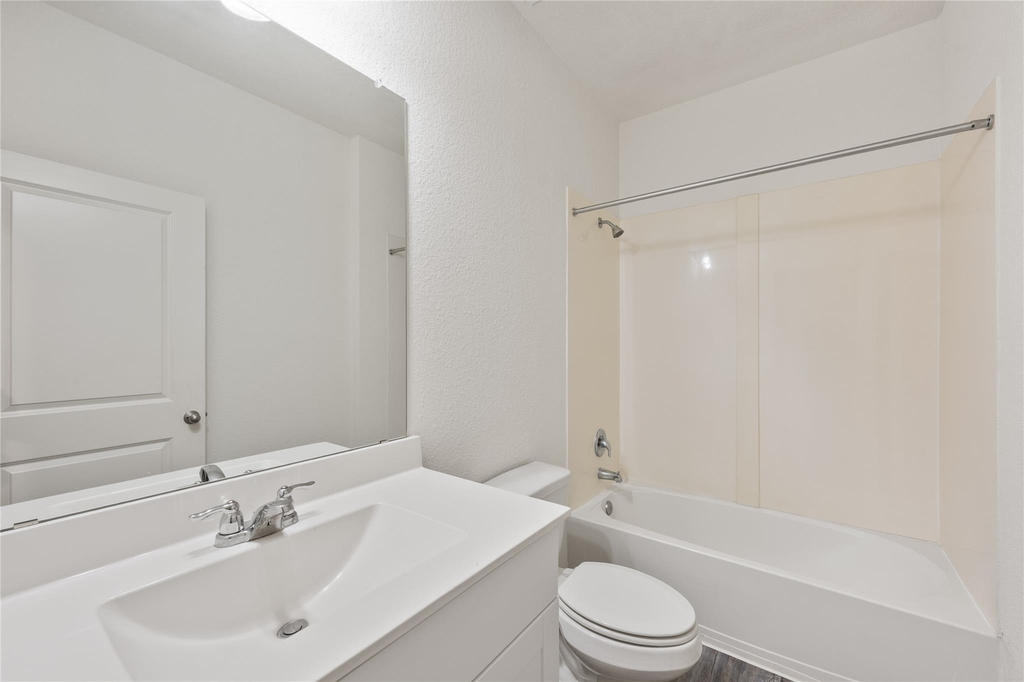 19507 Cloudy Bay Dr - Photo 8