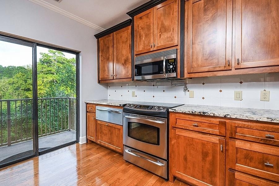 2865 Lenox Road Ne - Photo 10