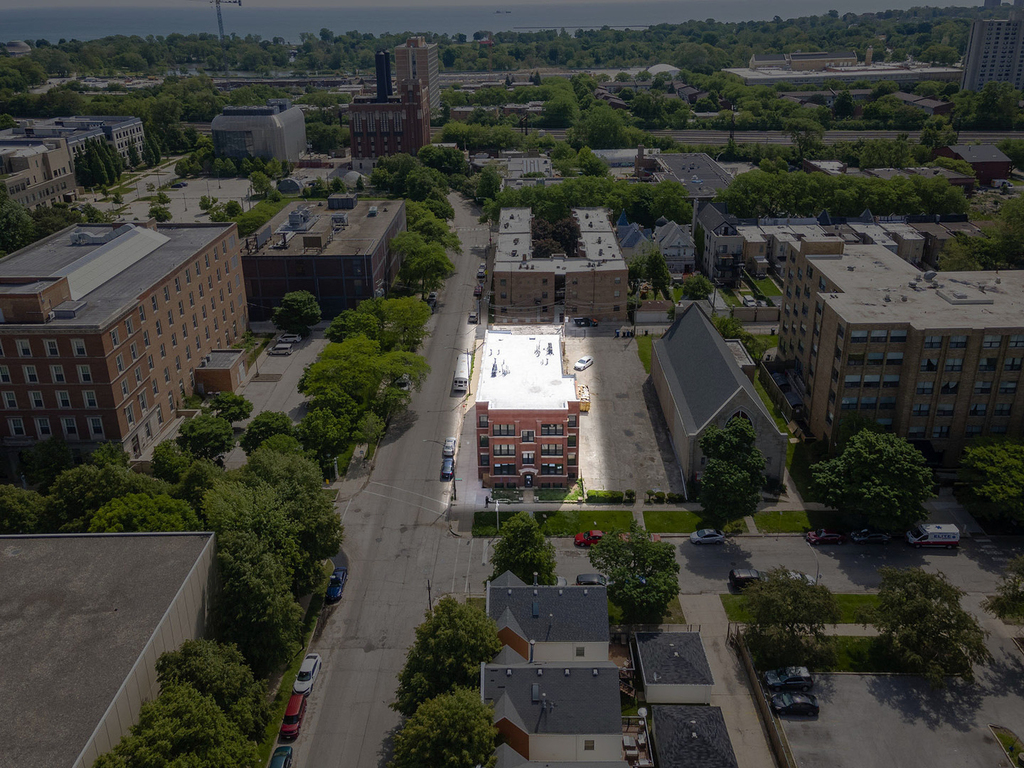 6103 S Kenwood Street - Photo 2