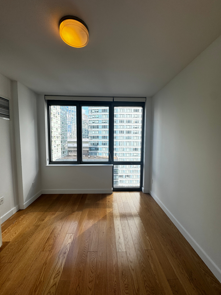 West 57th Street - Photo 3
