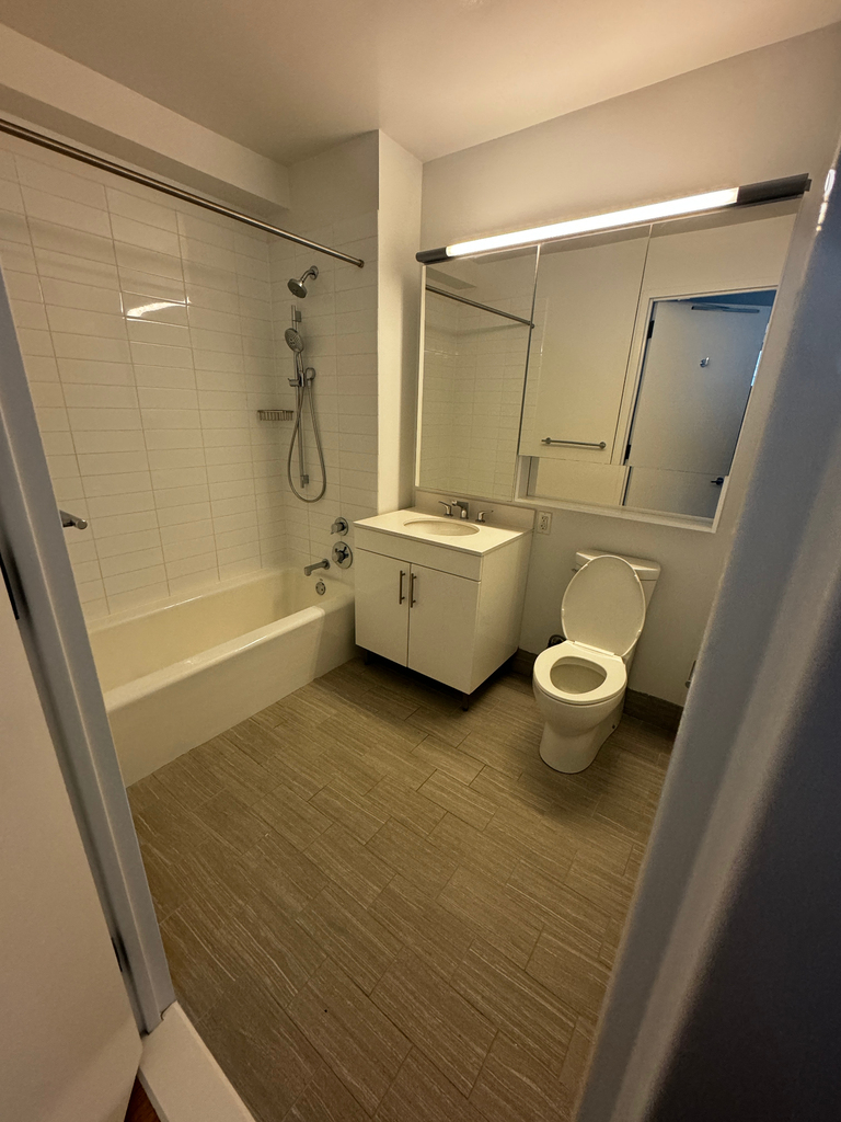 West 57th Street - Photo 10