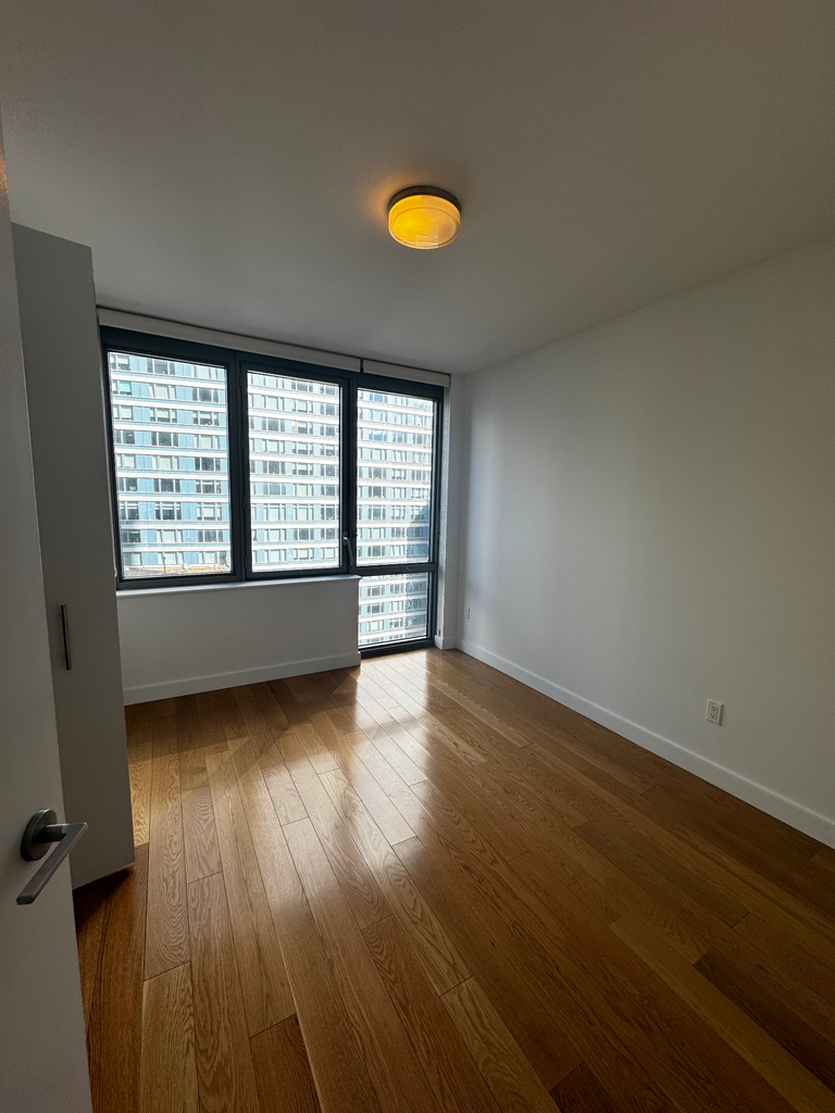 West 57th Street - Photo 2