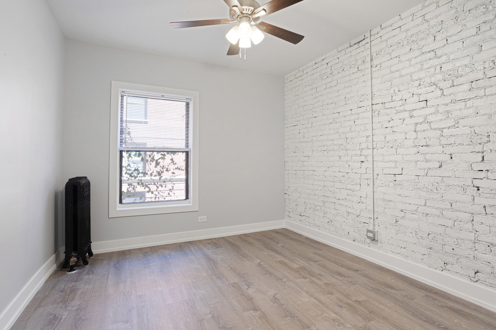 1704.5 W Juneway Terrace - Photo 11