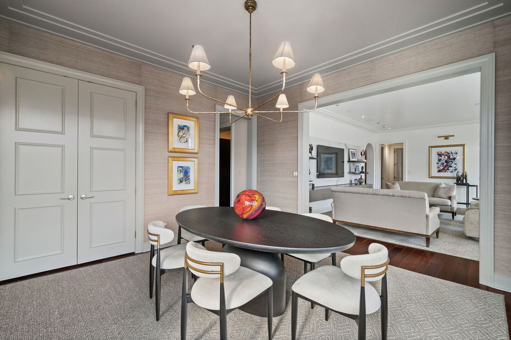 118 E Erie Street - Photo 9