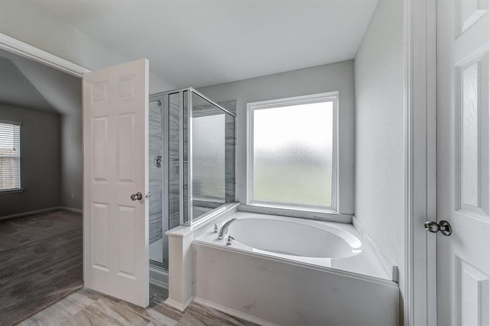 2702 Golden Hills Court - Photo 17