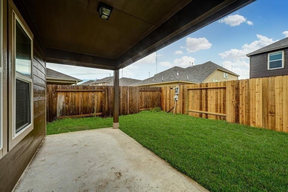 2702 Golden Hills Court - Photo 15