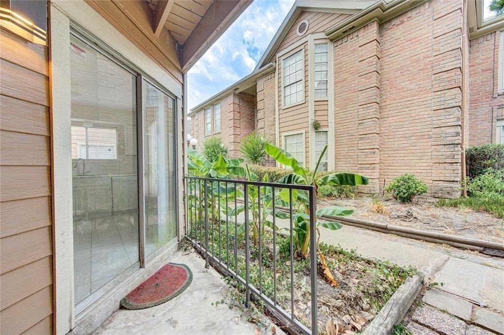 12200 Overbrook Lane - Photo 4