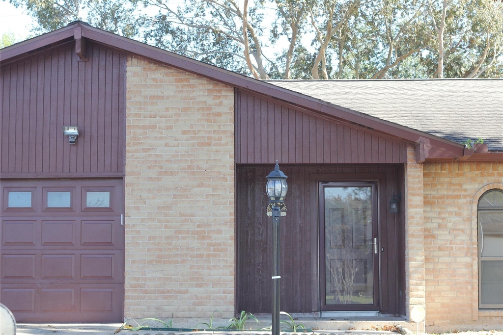 7207 Addicks Clodine Road W - Photo 0