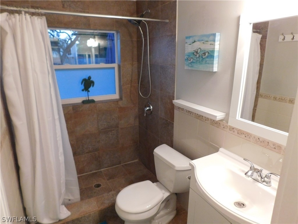 74 7th Street - Photo 5