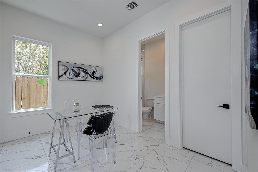 6022 Beall Street - Photo 8