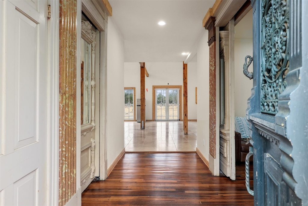 9009 Lazy Lane - Photo 4