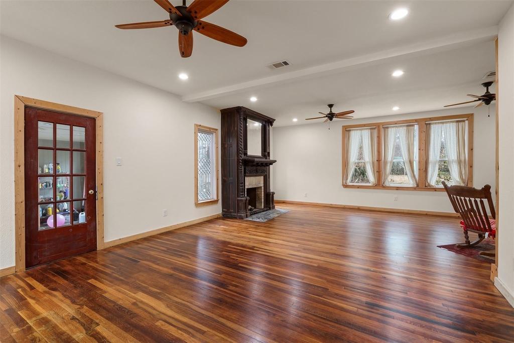 9009 Lazy Lane - Photo 9