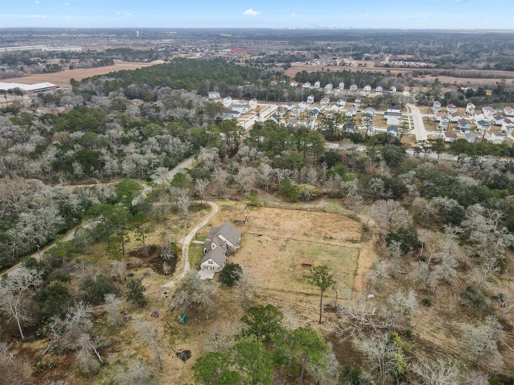9009 Lazy Lane - Photo 40