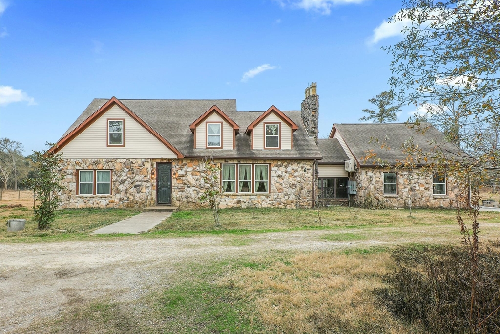 9009 Lazy Lane - Photo 0