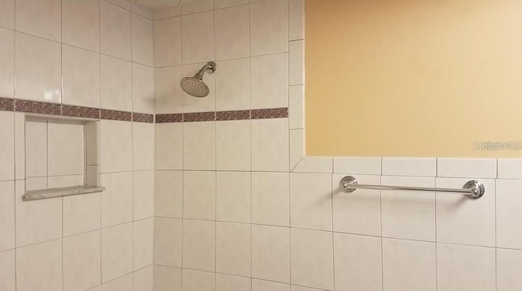 2921 W Walnut Street - Photo 6