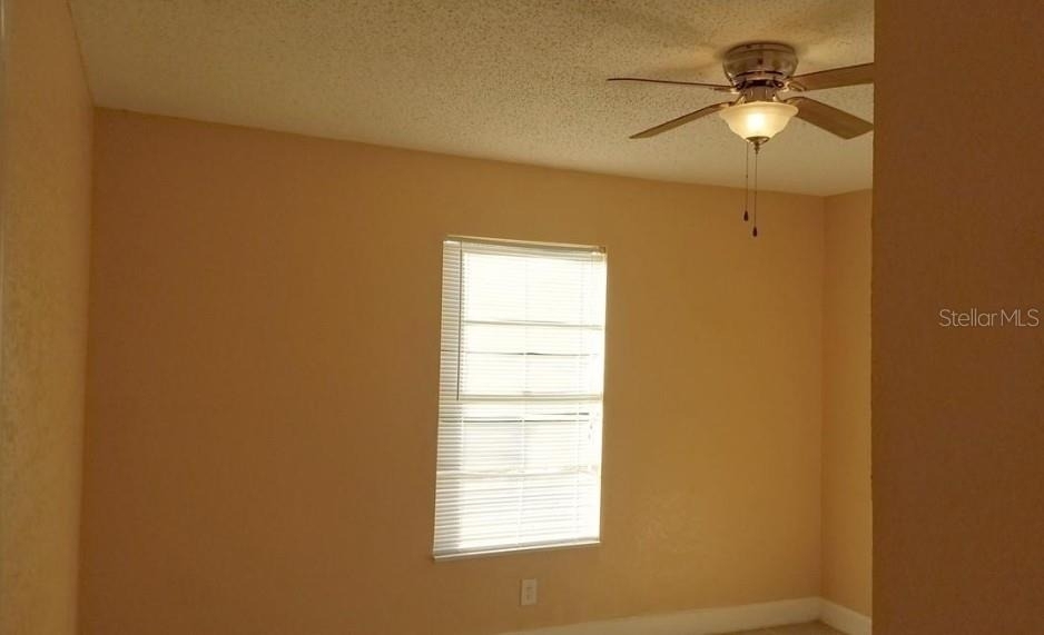 2921 W Walnut Street - Photo 3