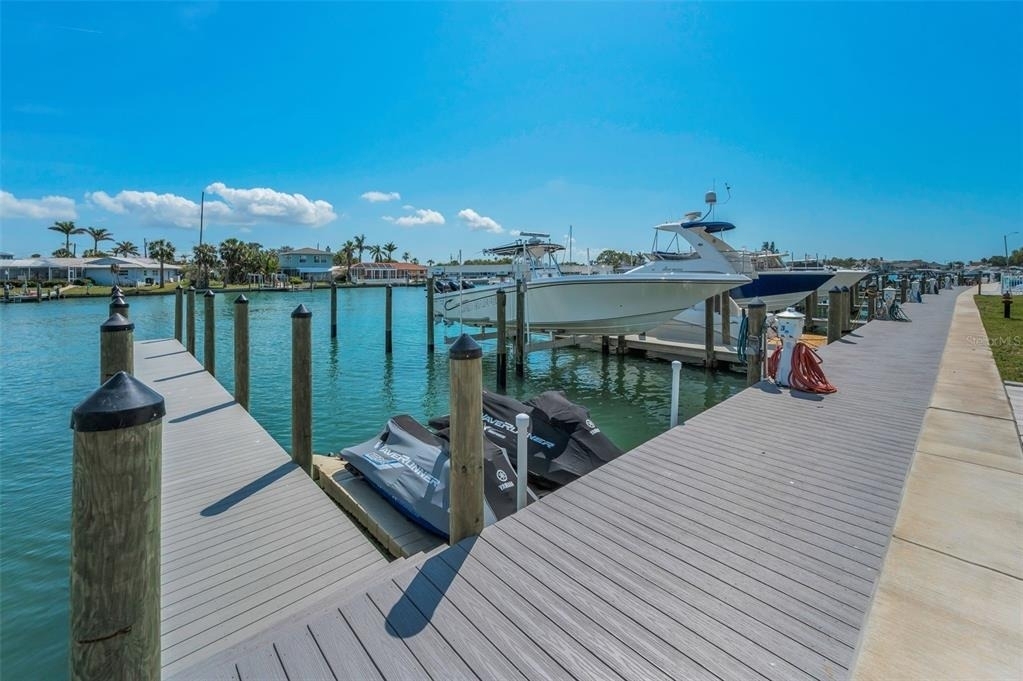 415 Island Way - Photo 35