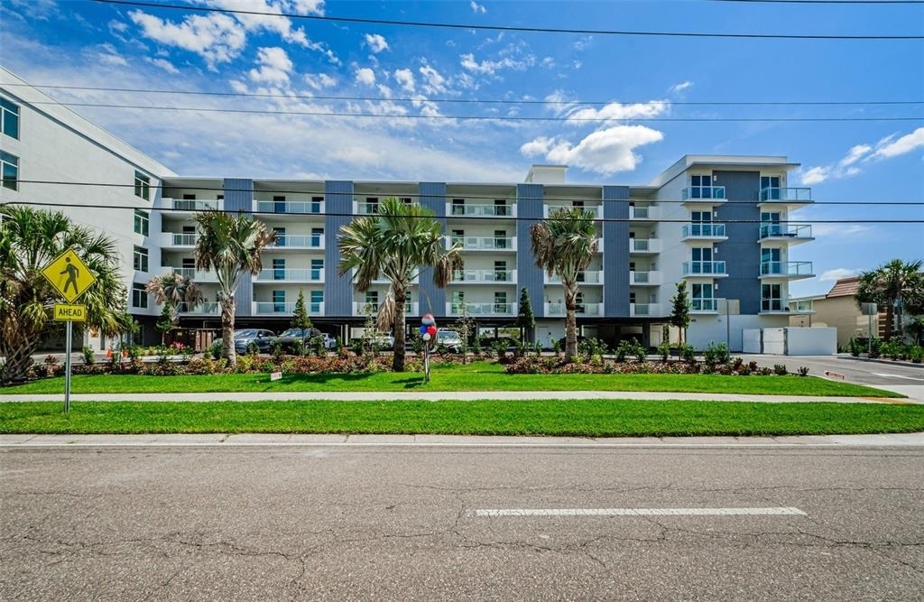 415 Island Way - Photo 2