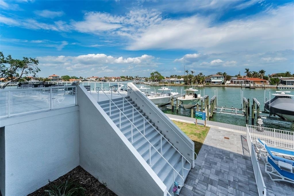 415 Island Way - Photo 30