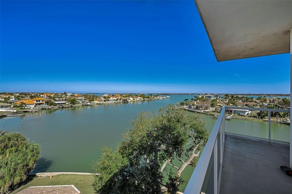 415 Island Way - Photo 6