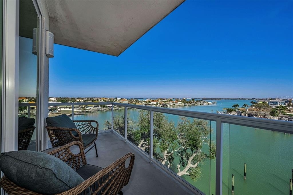 415 Island Way - Photo 8