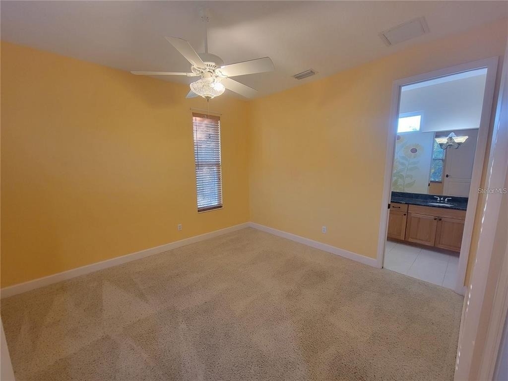 10209 Thurston Groves Boulevard - Photo 33