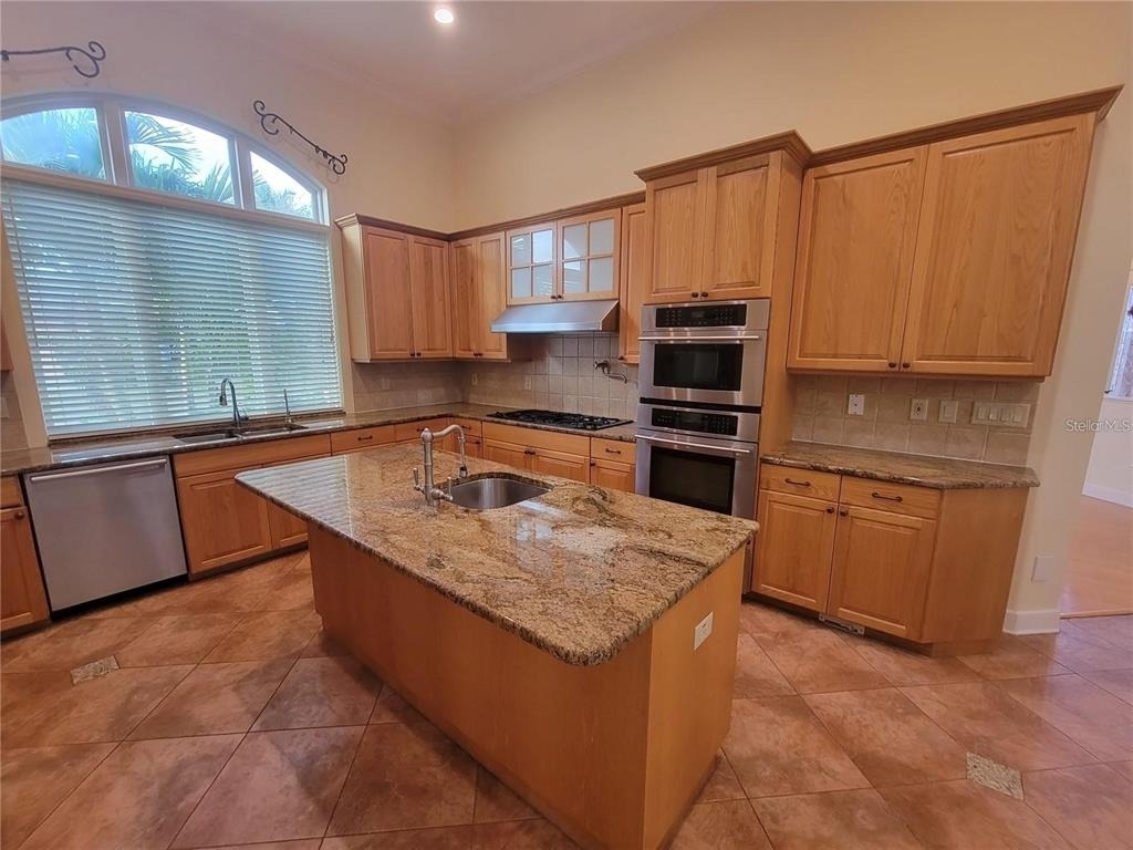 10209 Thurston Groves Boulevard - Photo 20