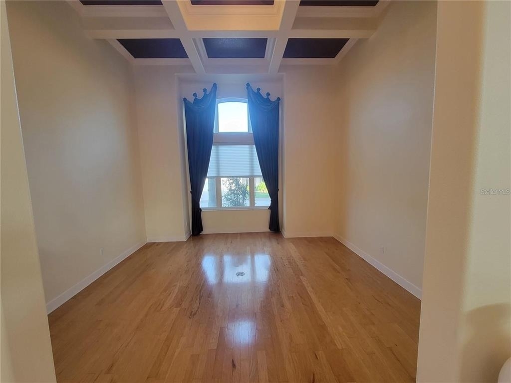 10209 Thurston Groves Boulevard - Photo 48