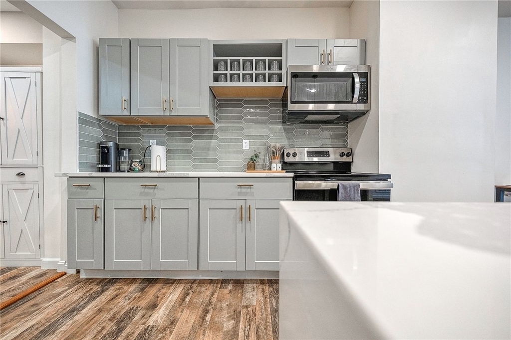 1119 Voskamp St - Photo 7