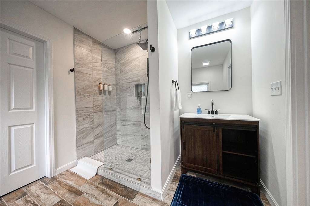 1119 Voskamp St - Photo 22