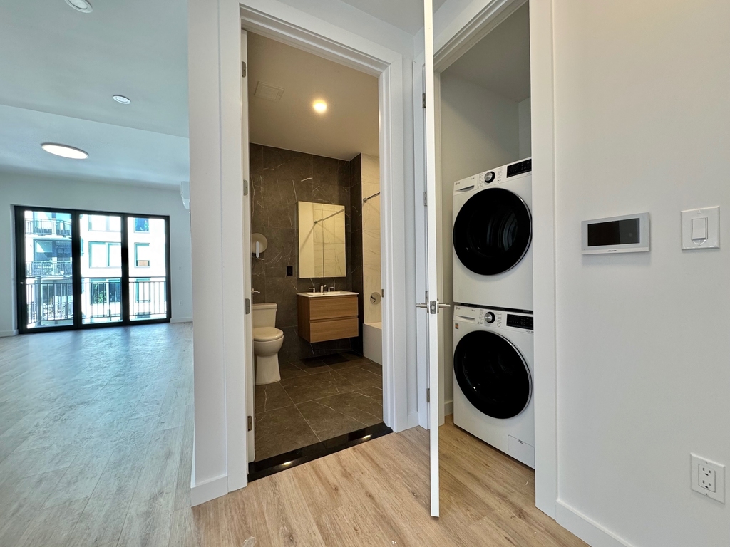 161 Lenox Road - Photo 8