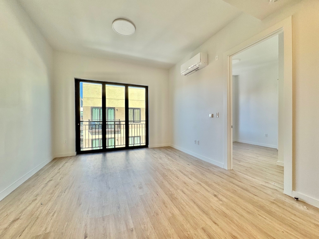 161 Lenox Road - Photo 6