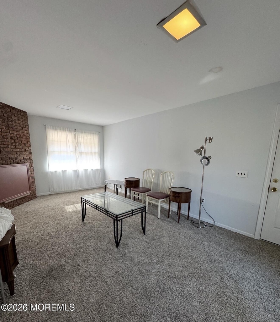 33 Parker Road - Photo 7