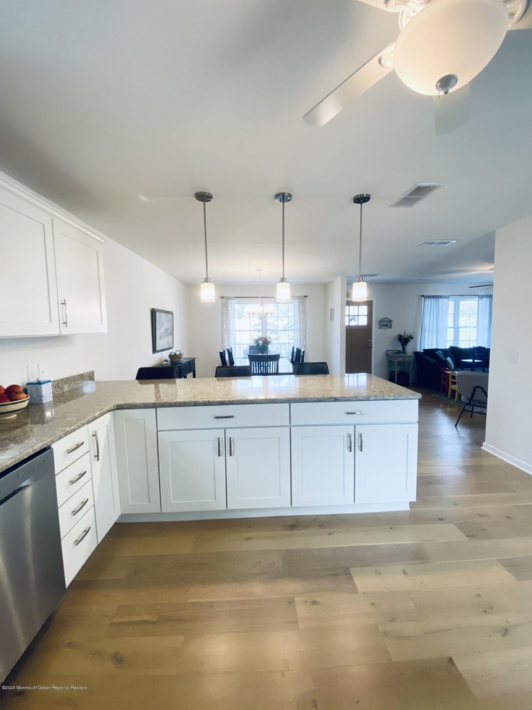 1402 C Street - Photo 7