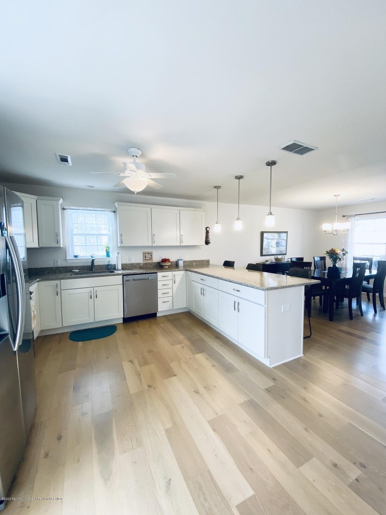 1402 C Street - Photo 6