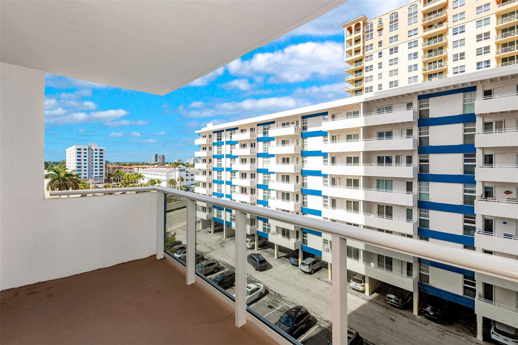 3140 S Ocean Drive - Photo 29