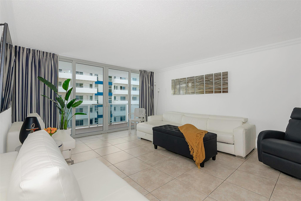 3140 S Ocean Drive - Photo 13