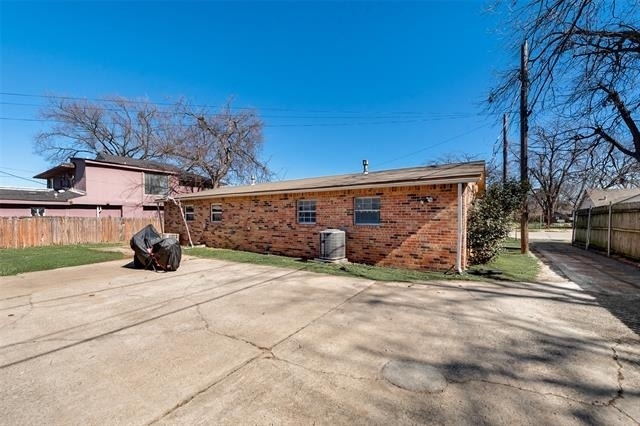 506 N Elm Street - Photo 16