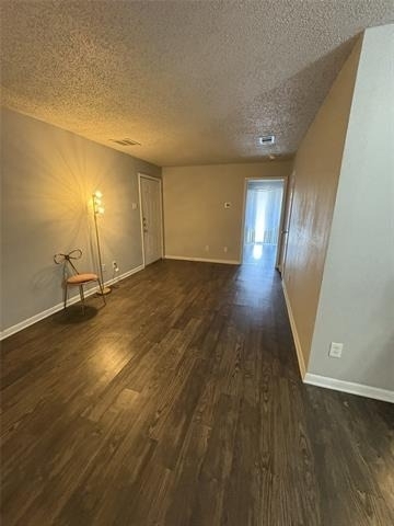 4502 Gaston Avenue - Photo 4