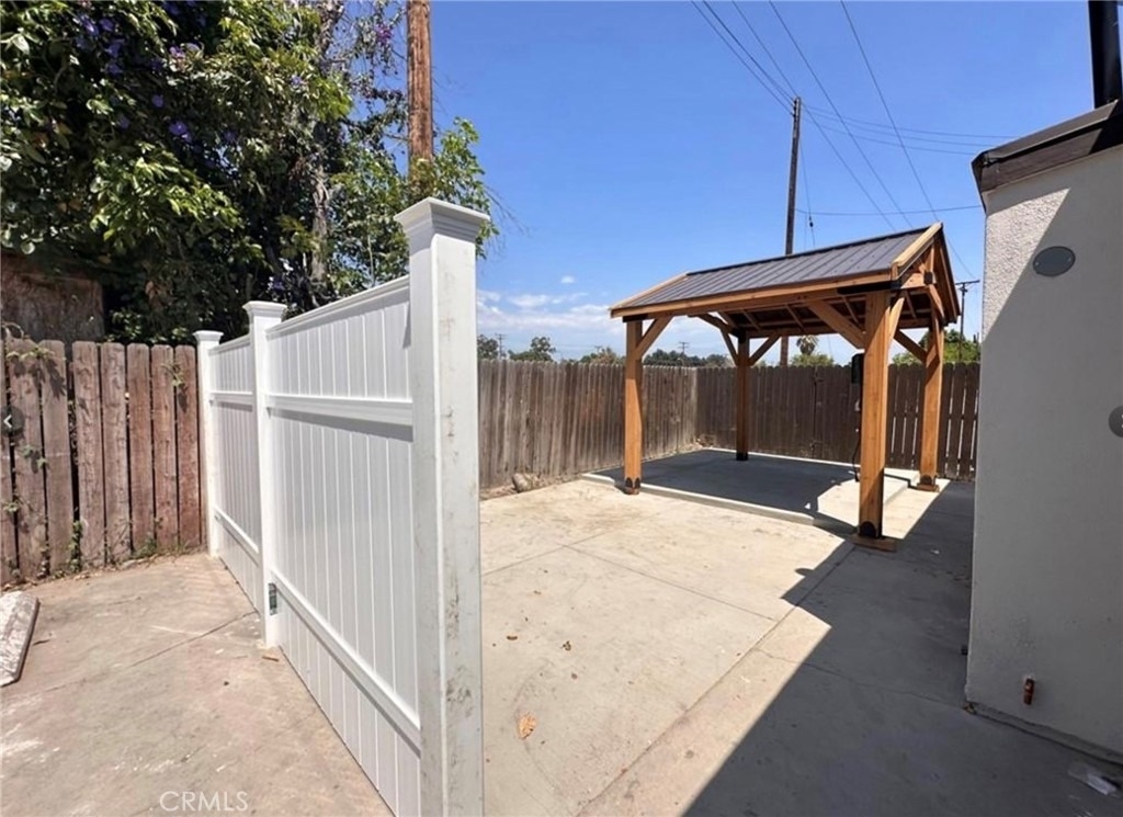455 Pear Street - Photo 5