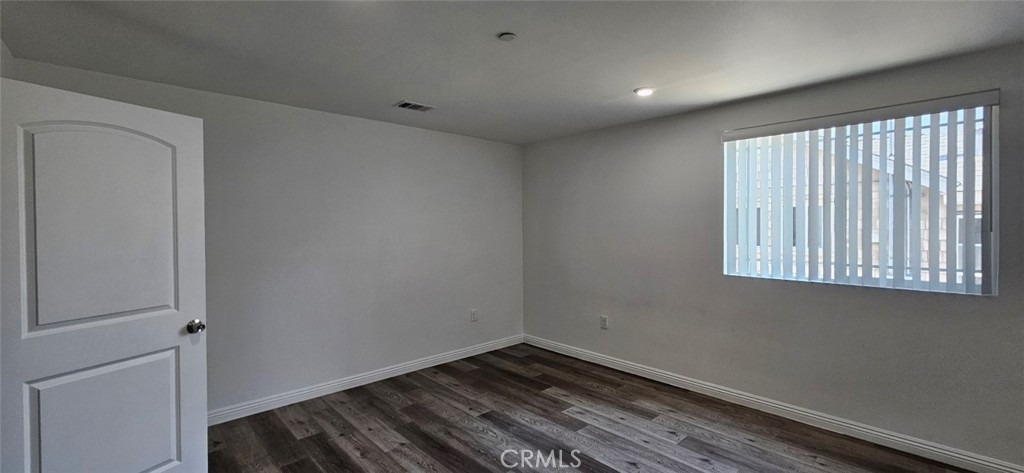 12308 Valley View Avenue - Photo 7