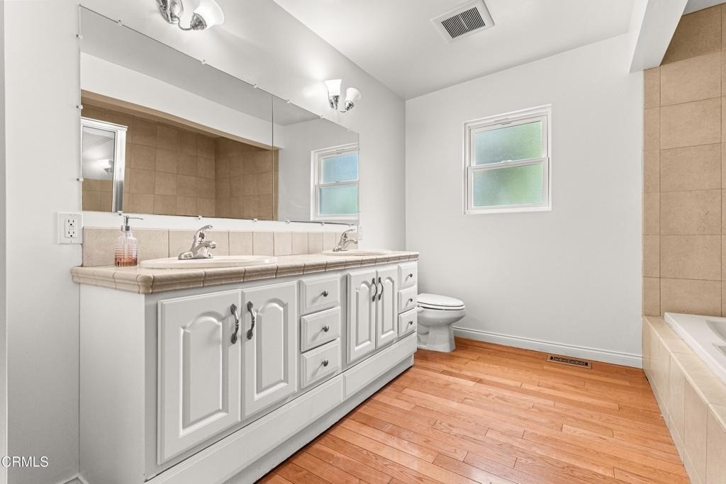 3323 Reta Street - Photo 15